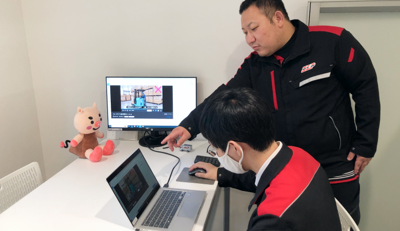 PCでtebikiマニュアルを見ている様子