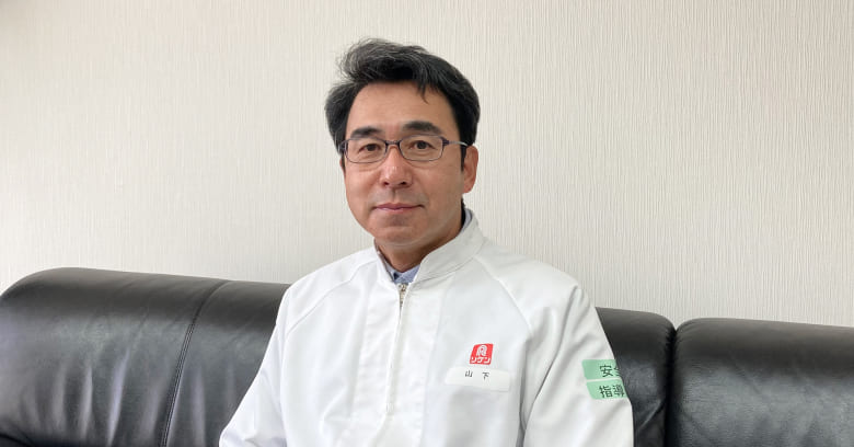 大阪工場 工場長/山下 俊幸様