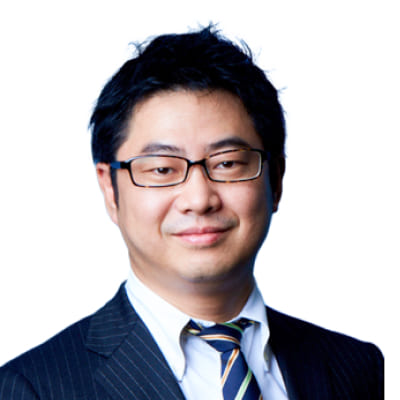 島崎 里史氏